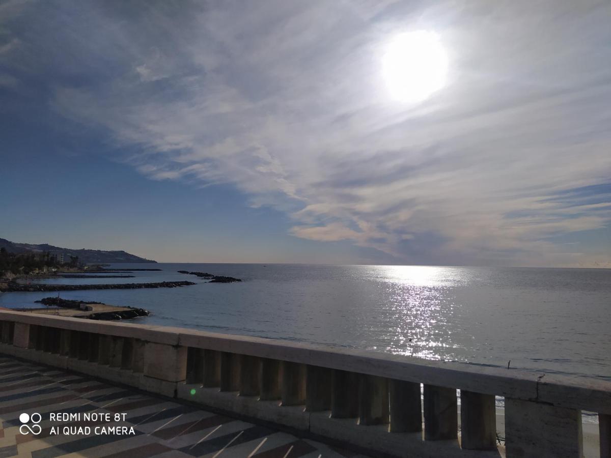Le Camere Dei Fiori San Remo Kültér fotó
